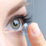 Užitočné tipy, keď začínate nosiť kontaktné šošovky